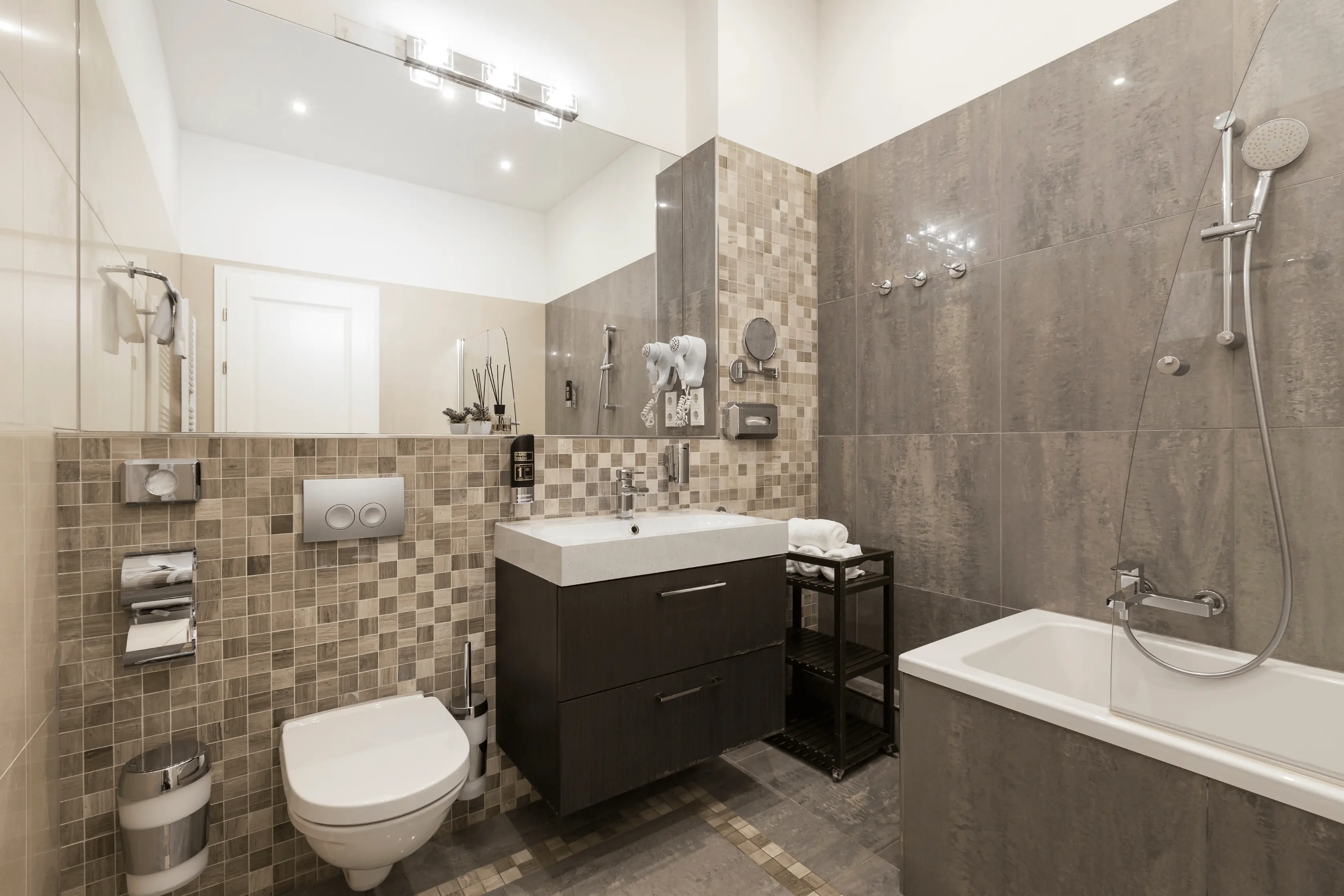 Wall Hung Toilet In Stylish Bathroom Suite